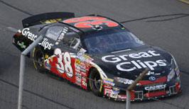 Jason Leffler and Braun Motorsports win 2007 Busch Series race on Bassett 15x9.5 SFI 35.1 8-spoke wheels.